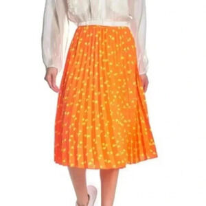 Know One Cares Orange & Yellow Heart Pleated Skirt
